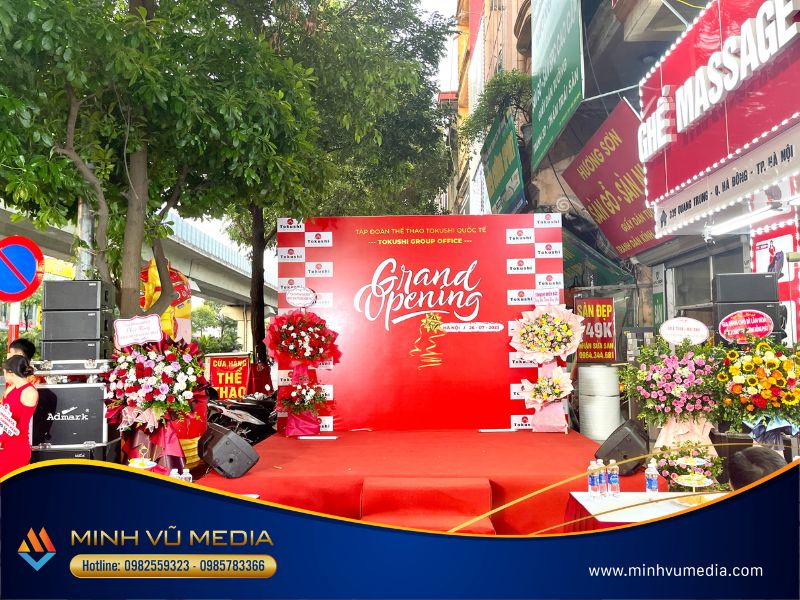 to-chuc-le-khai-truong