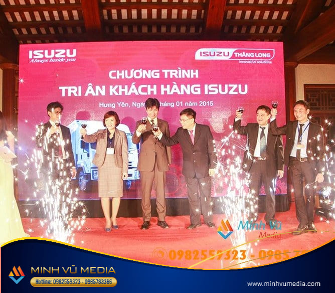 Tri ân khách hàng kèm tiệc nhẹ