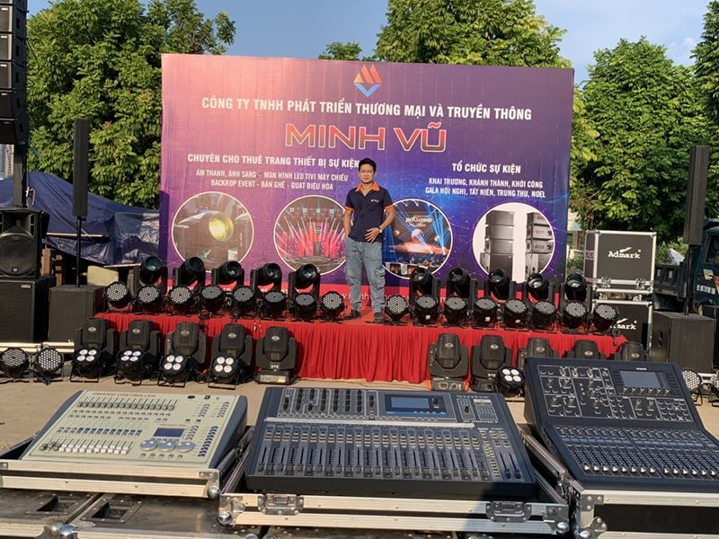 Minh Vũ Media cho thuê đèn sân khấu giá rẻ tại Hà Nội