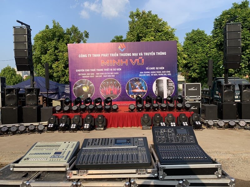 Minh Vũ Media chuyên cho thuê đèn sân khấu tại Hà Nội