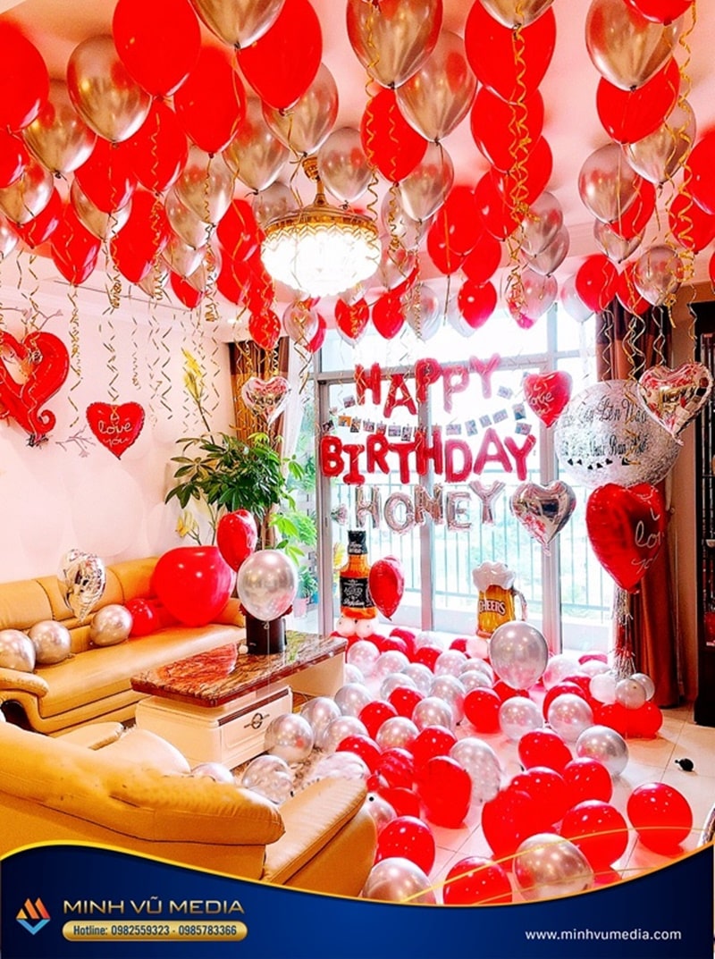 Trang trí tiệc sinh nhật trong nhà