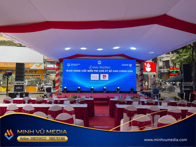 Minh Vũ Media lắp đặt sân khấu và màn hình led giá rẻ