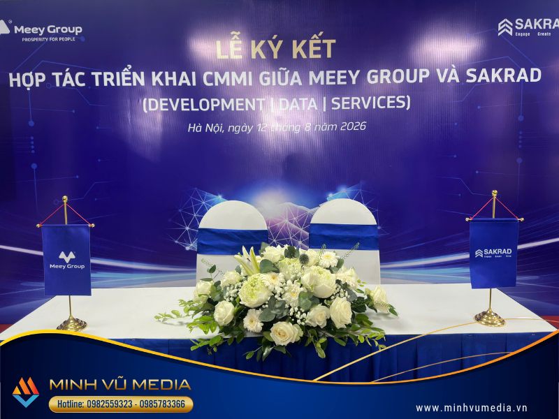 Từng ấn phẩm nhận diện thương hiệu đều được đội ngũ Minh Vũ Media kiểm tra kỹ lưỡng.