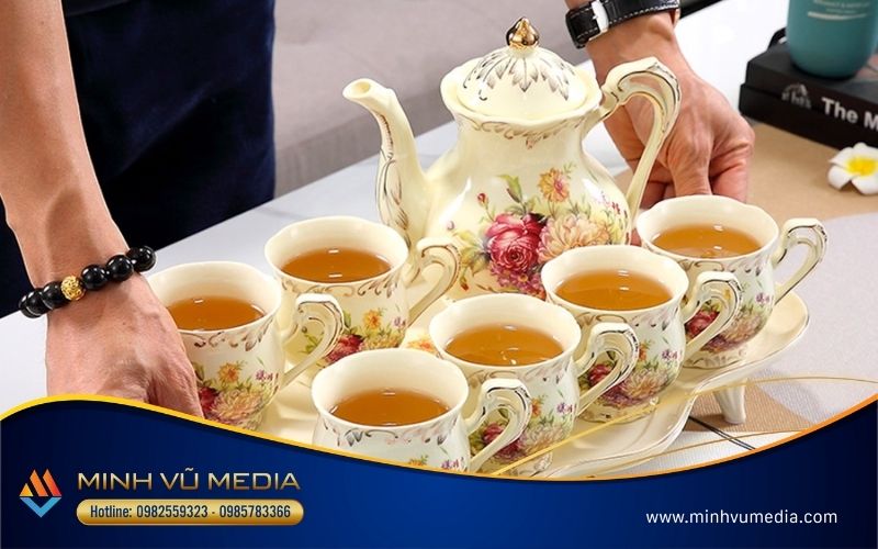 Bộ ấm trà cao cấp là một món quà đầy phong cách và ý nghĩa