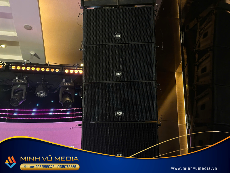 Cụm loa Line Array RCF cao cấp do Minh Vũ Media cung cấp cho hệ thống âm thanh sự kiện
