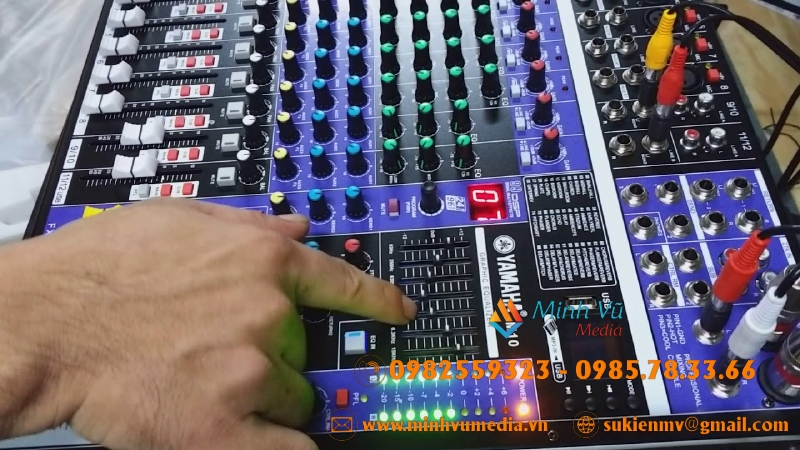 Cho thuê bàn mixer xử lý âm thanh cực tốt