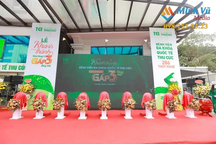 Sân khấu của buổi lễ khánh thành do Minh Vũ Media thực hiện