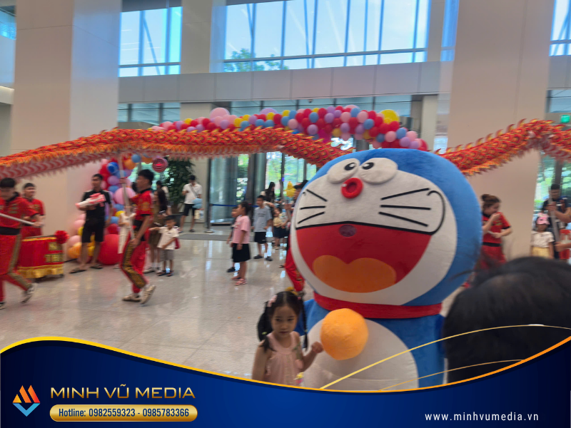 Mascot Doremon được các bé yêu thích trong các sự kiện